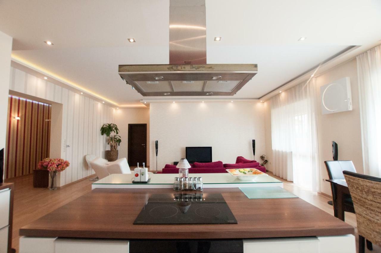 Prestige Apartment Komárno Zewnętrze zdjęcie
