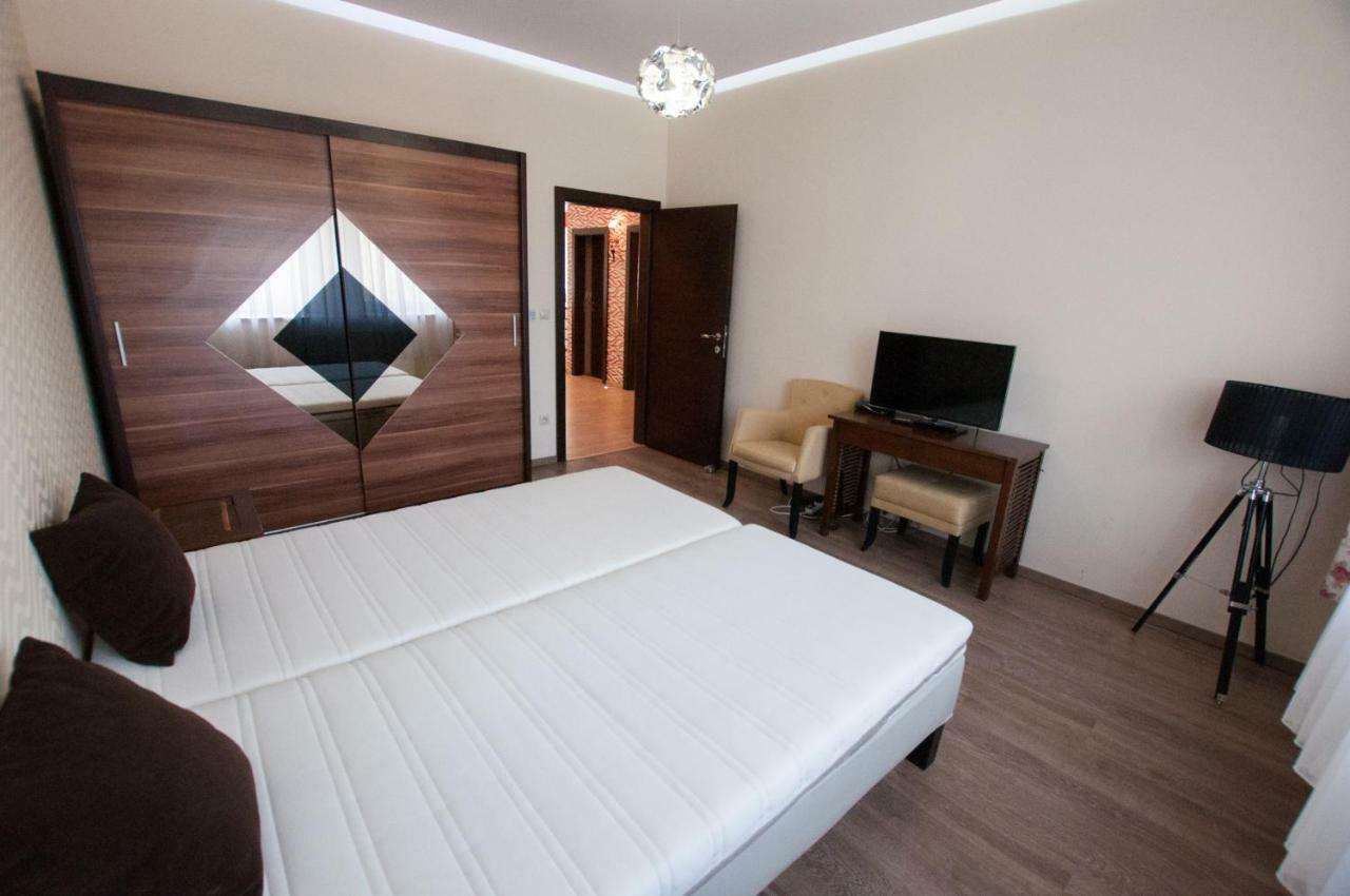 Prestige Apartment Komárno Zewnętrze zdjęcie