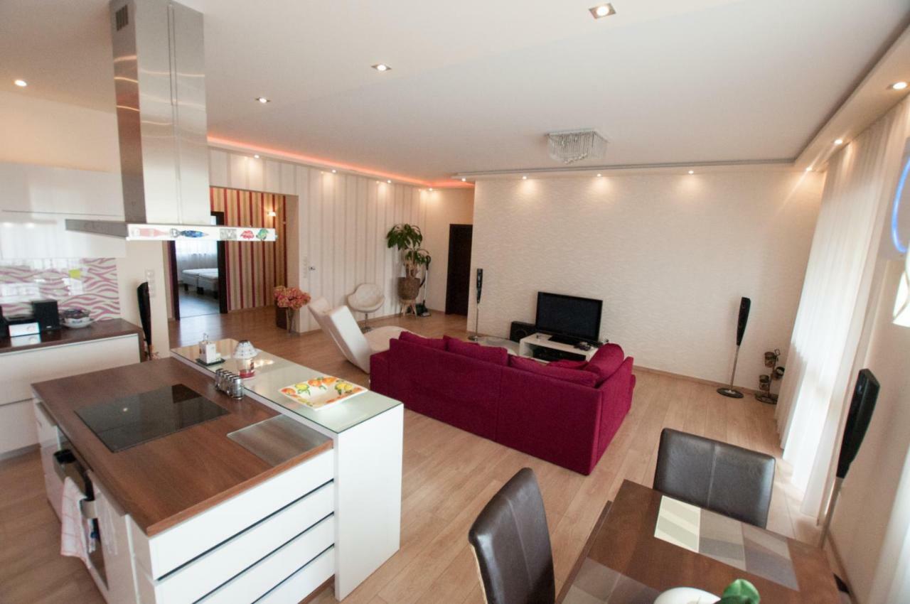 Prestige Apartment Komárno Zewnętrze zdjęcie