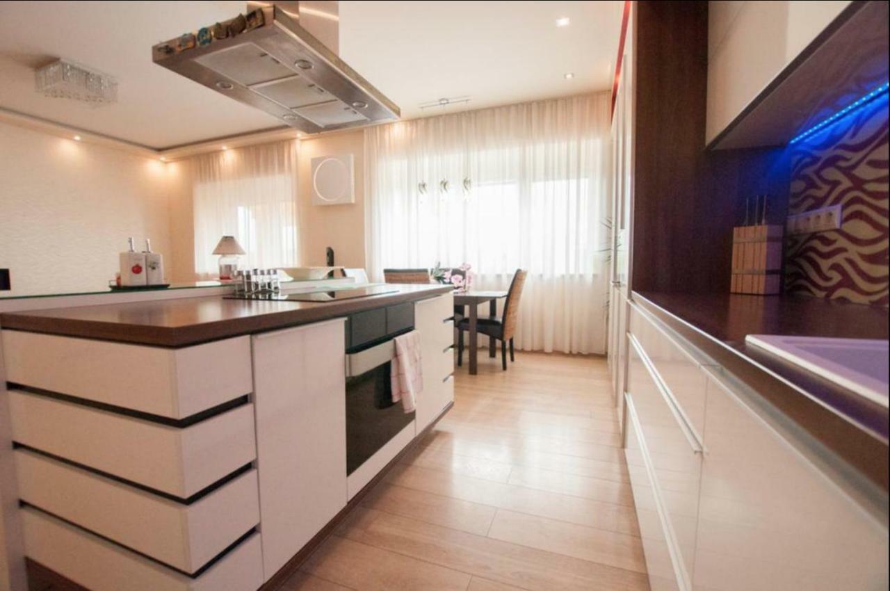 Prestige Apartment Komárno Zewnętrze zdjęcie